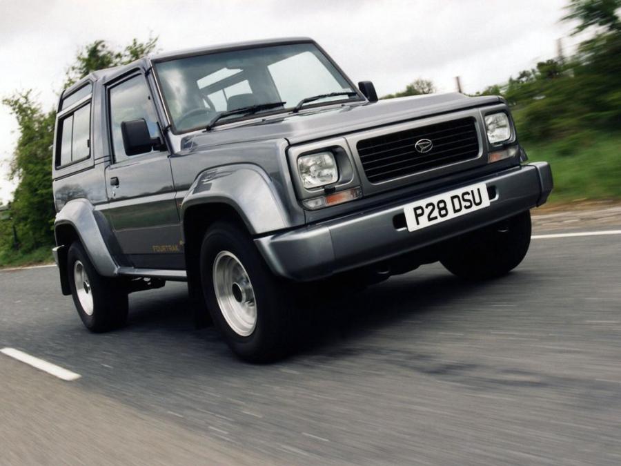  Daihatsu Fourtrak Independent 1993 года  (фото 1 из 7)